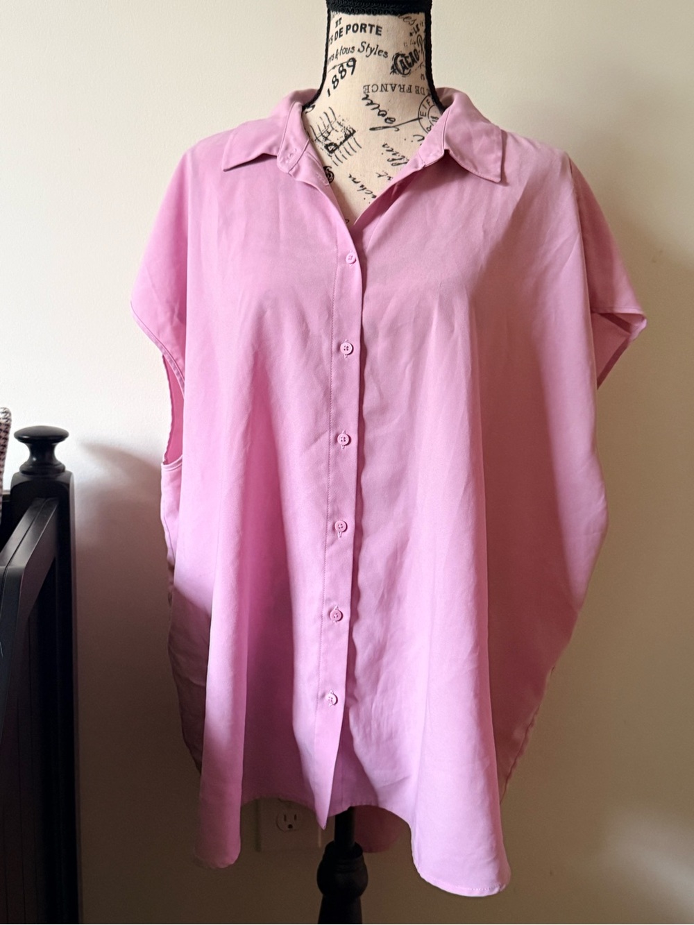 Women's Pink Button-Front Oversized Blouse